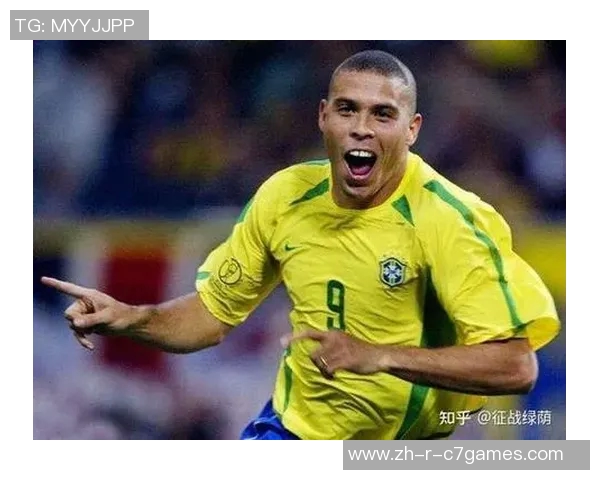 以一脚踢碎足球的传奇球星他如何用力量与技巧征服世界 以一脚踢碎足球的传奇球星他如何用力量与技巧征服世界