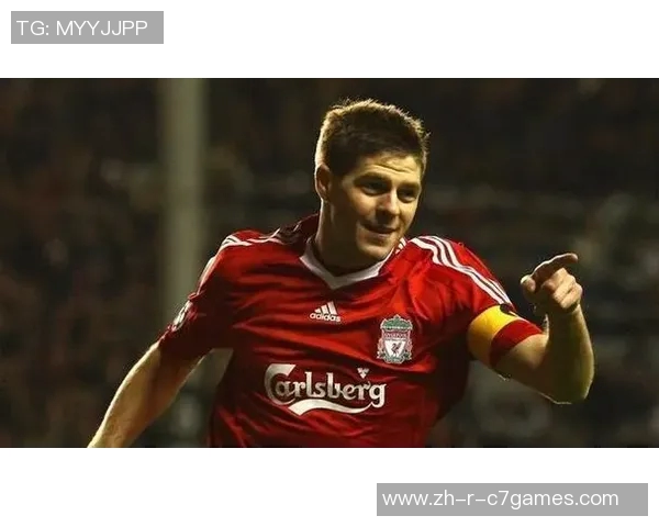 八号球员的魅力与贡献 足球场上不容忽视的中场大师 八号球员的魅力与贡献 足球场上不容忽视的中场大师